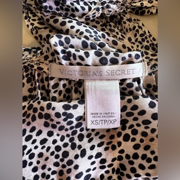 Victorias Secret Leopard Camisole Sleep CamiSleep Cami Silk And Viscoses Size XS - Picture 7 of 16
